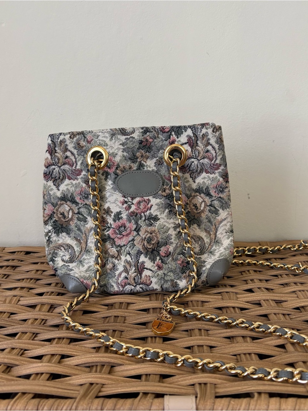 The French luggage company Vintage Floral Tapestry Shoulder Bag with Gold Chain - Picture 2 of 10
